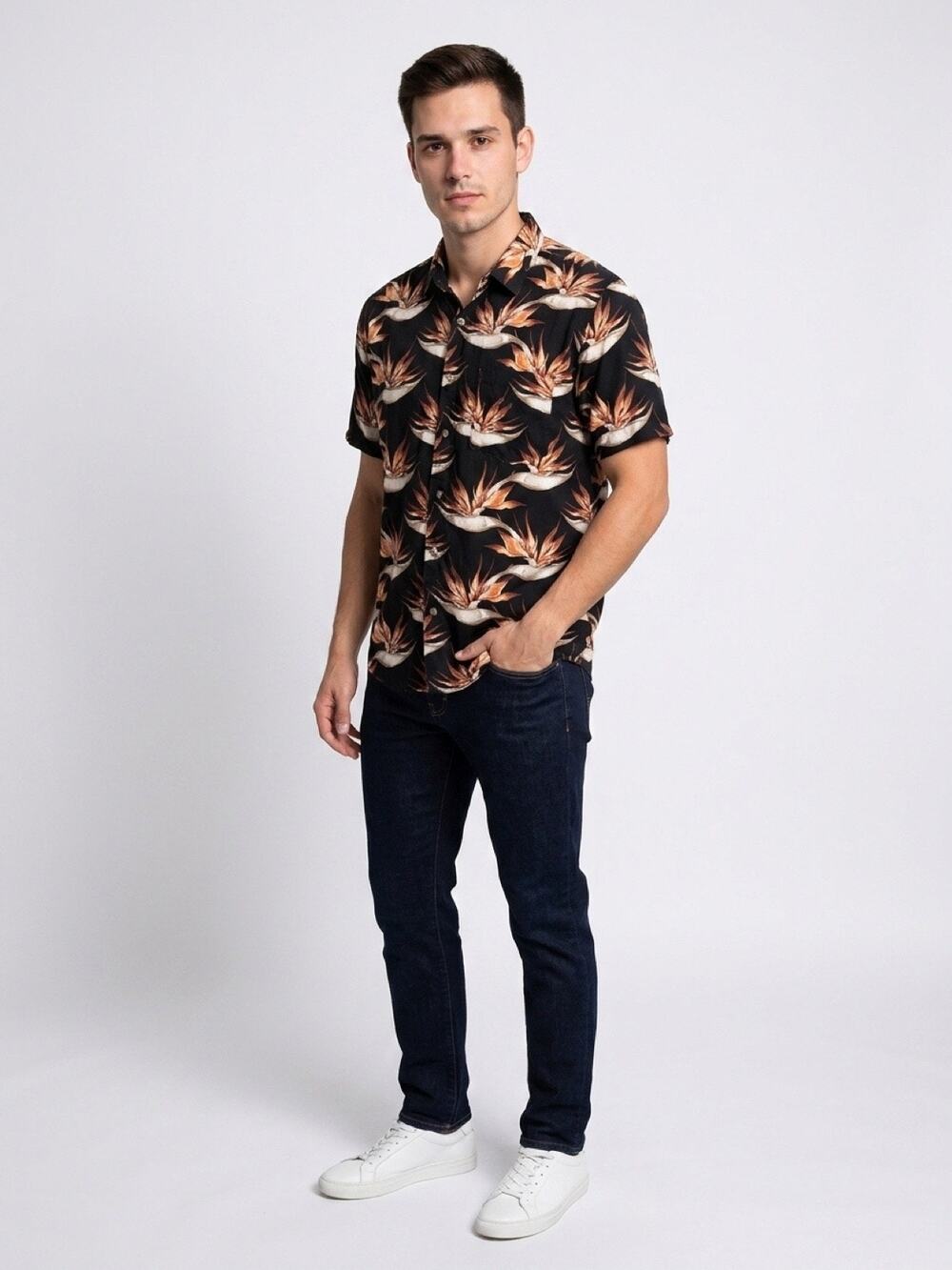 Hawaiian shirt, Crossings brand, tropical leaf print Mens Large